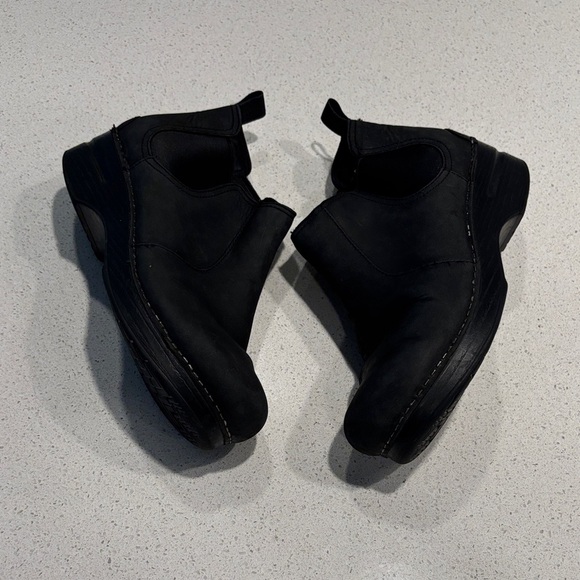Dansko Black Ankle Boot Clogs, Size 7.5 - Picture 2 of 8